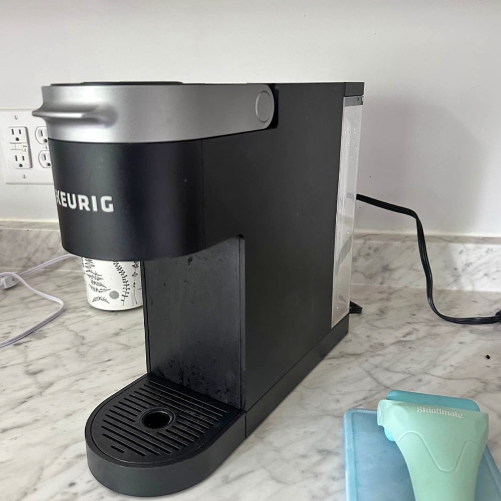 Keurig Silver and Black Coffee Brewer